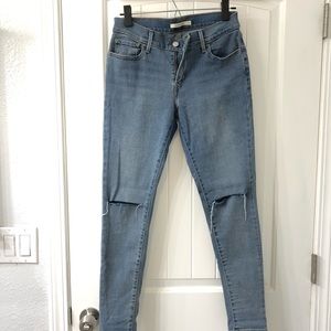 Levi’s 710 Jeans Light Wash